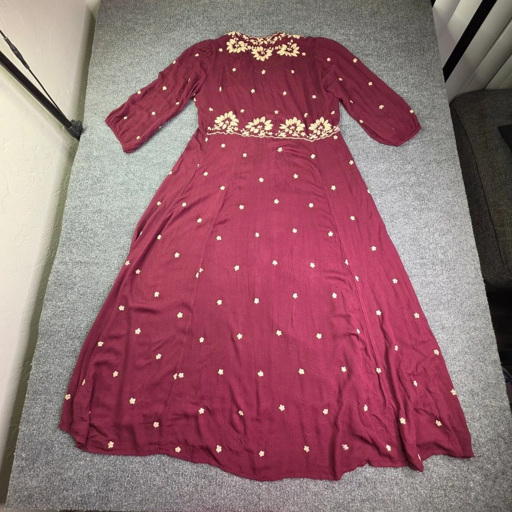 Free People Maxi Dress Womens Small Burgundy Floral Embroidered Boho V-Neck